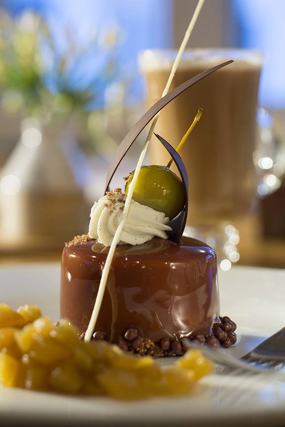 Red Rooster | restaurant | 14 The Green, Woodstock, VT 05091, USA | 8883382745 OR +1 888-338-2745