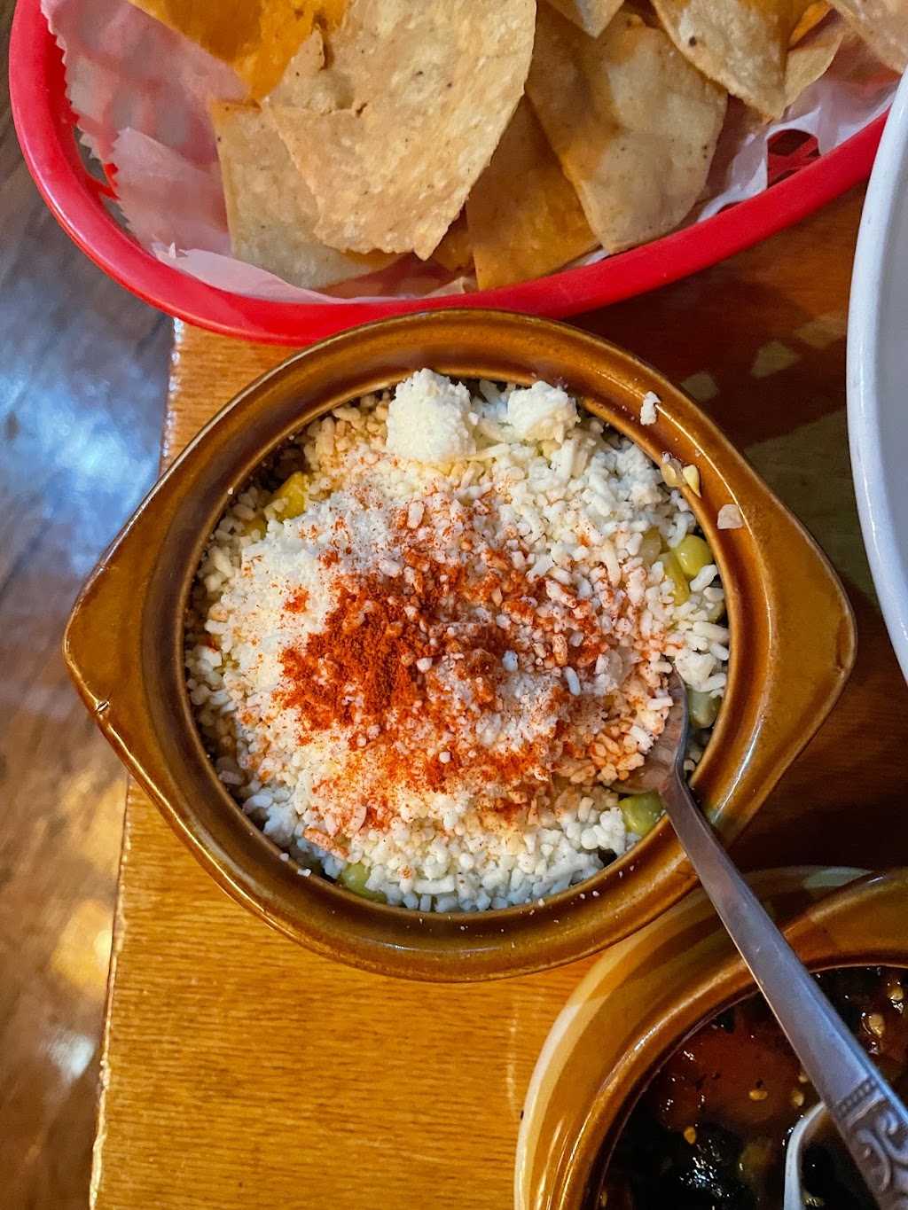 La Biznaga #2 | restaurant | 3555 N Broadway, Chicago, IL 60657, USA | 7738575110 OR +1 773-857-5110