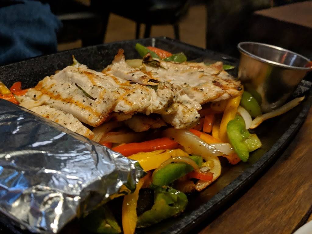 Noes Cantina | restaurant | 1199 Church St, San Francisco, CA 94114, USA | 4152824007 OR +1 415-282-4007