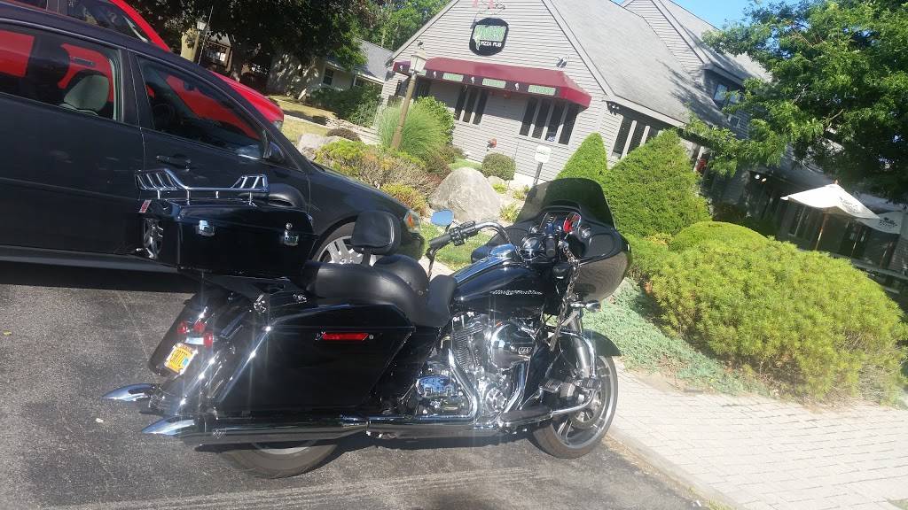 Stingers Pizza Pub | restaurant | 4500 Pewter Ln bldg 3, Manlius, NY 13104, USA | 3156928100 OR +1 315-692-8100