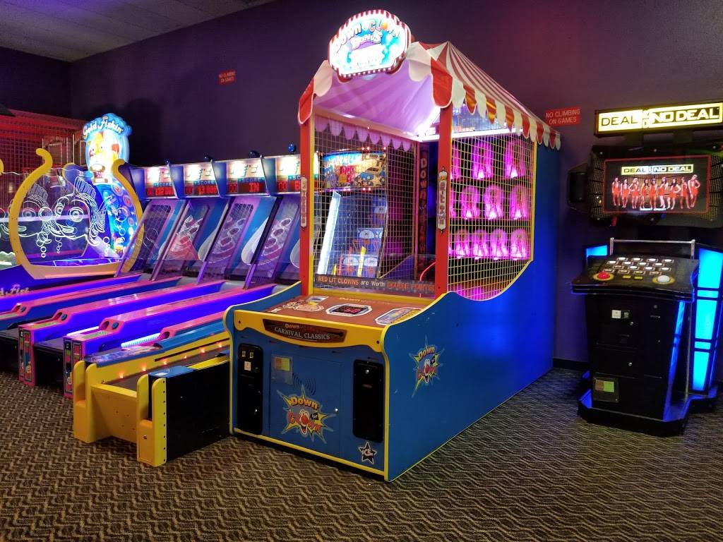 Peter Piper Pizza | meal takeaway | 4811 W Commerce St, San Antonio, TX 78237, USA | 2104326025 OR +1 210-432-6025