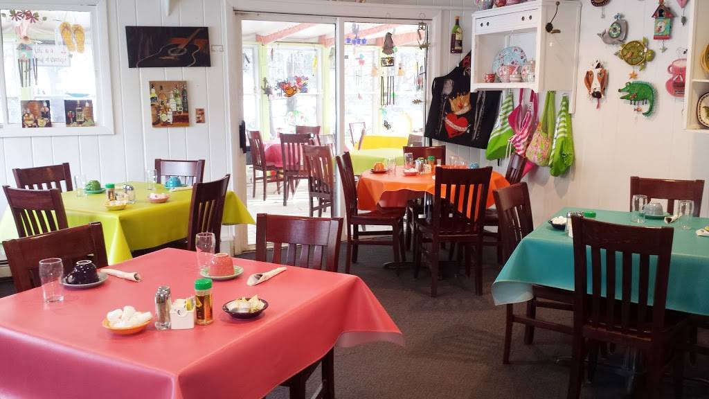 Village Cafe | cafe | 7918 WI-42, Egg Harbor, WI 54209, USA | 9208683342 OR +1 920-868-3342