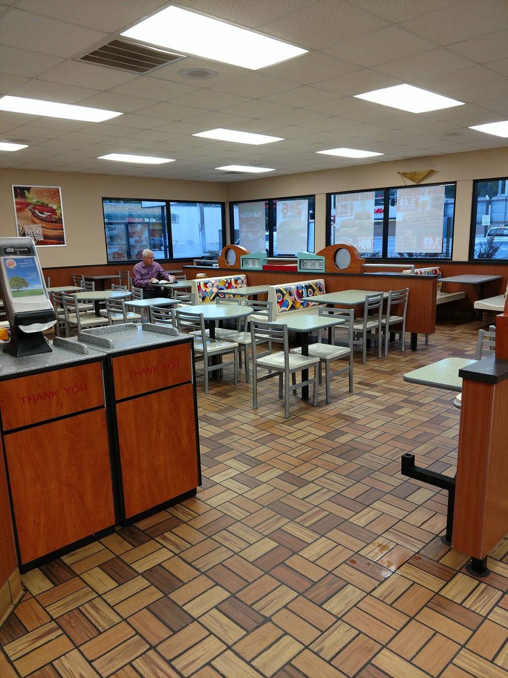 Burger King | restaurant | 2045 S 17th St, Lincoln, NE 68502, USA | 4024767020 OR +1 402-476-7020