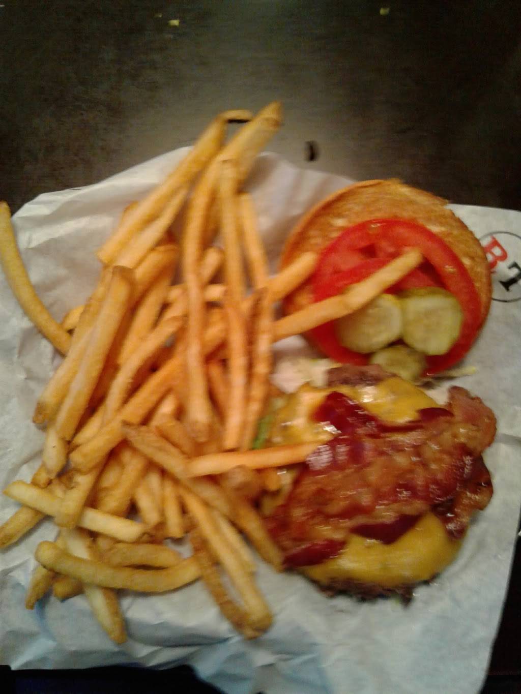 Ruby Tuesday | restaurant | 1941 E Main St, Spartanburg, SC 29307, USA | 8645857829 OR +1 864-585-7829