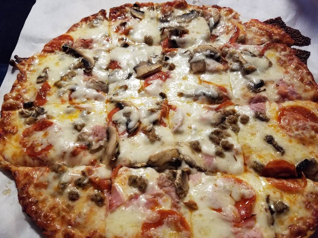 Lews Restaurant SW Roanoke | restaurant | 11 Walnut Ave SW, Roanoke, VA 24016, USA | 5406825925 OR +1 540-682-5925