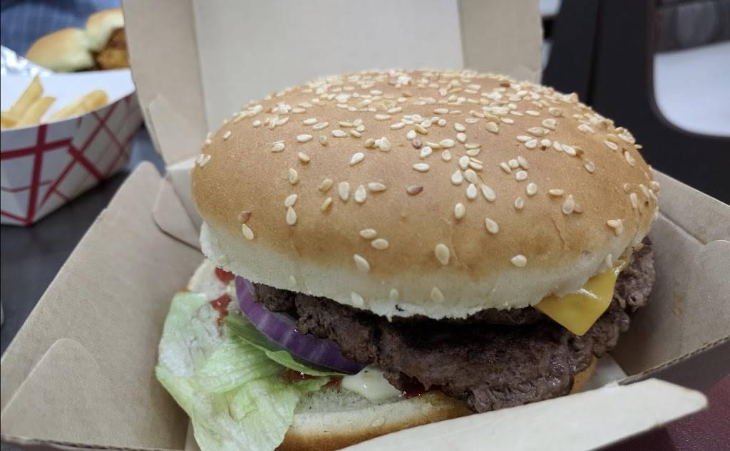 Texas Chicken and Burgers | restaurant | 2407 Steinway St, Astoria, NY 11103, USA | 9177450661 OR +1 917-745-0661