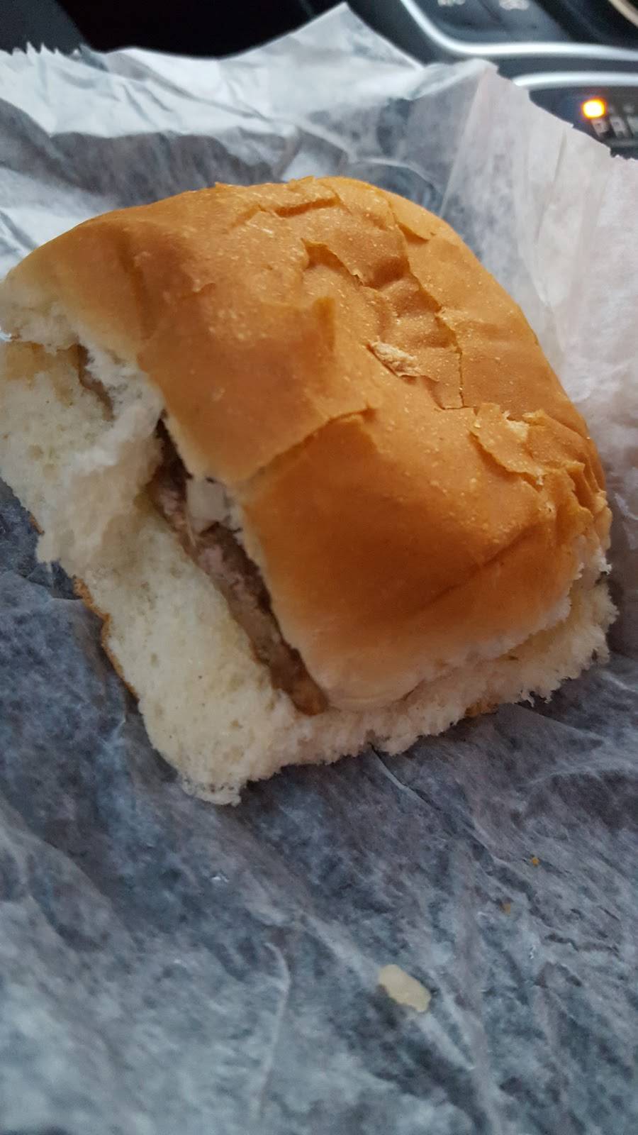 Burger Bank | restaurant | 1617 S Weinbach Ave, Evansville, IN 47714, USA | 8124752265 OR +1 812-475-2265