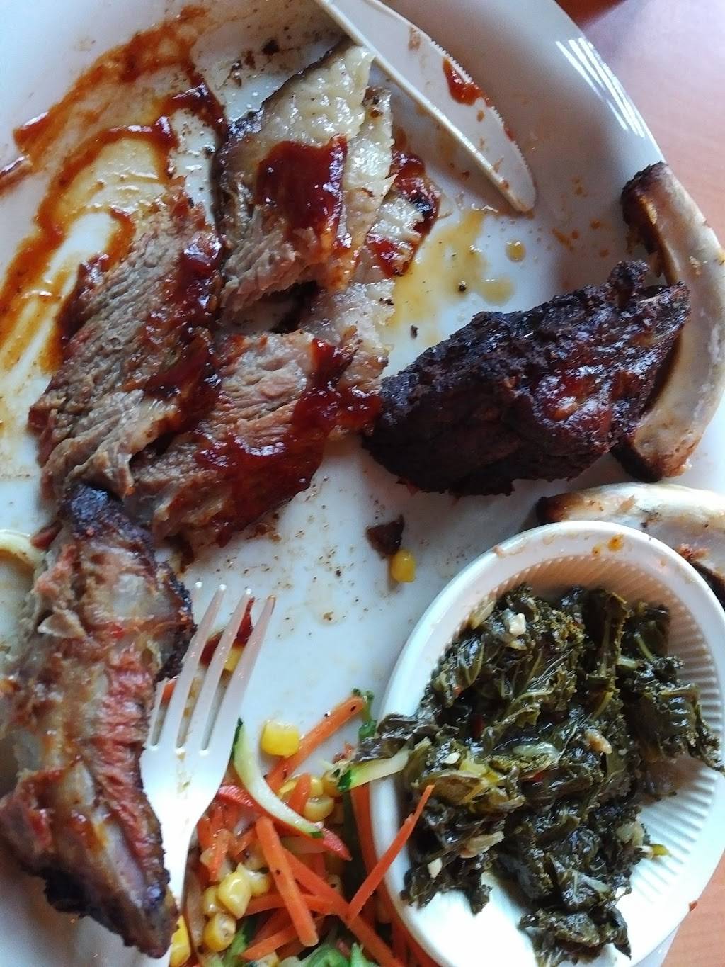 Roadside BBQ | restaurant | 5000 Northgate Dr #135, San Rafael, CA 94903, USA | 4154797200 OR +1 415-479-7200
