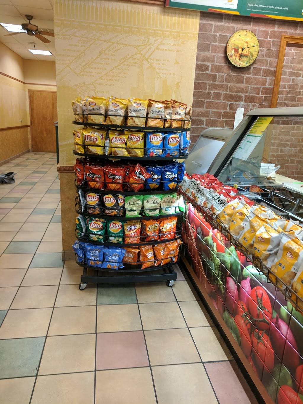 Subway | restaurant | 9523 Kings Charter Dr, Ashland, VA 23005, USA | 8045501725 OR +1 804-550-1725