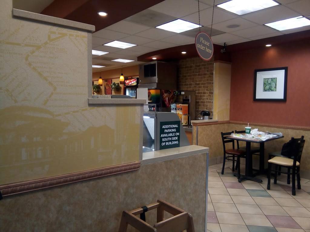 Subway | meal takeaway | 1725 S Tamiami Trail, Sarasota, FL 34239, USA | 9413655657 OR +1 941-365-5657