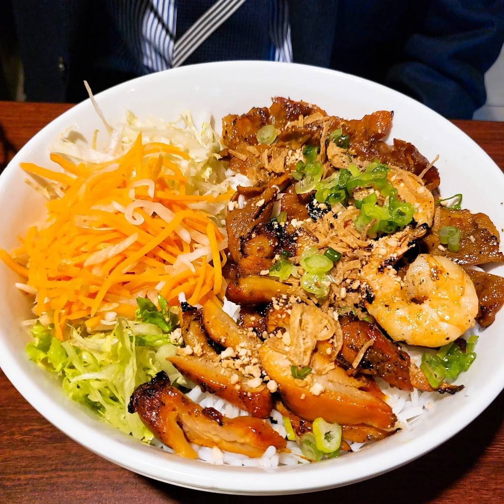 Viets Cuisine | restaurant | 2828 GA-54, Peachtree City, GA 30269, USA | 7704872494 OR +1 770-487-2494