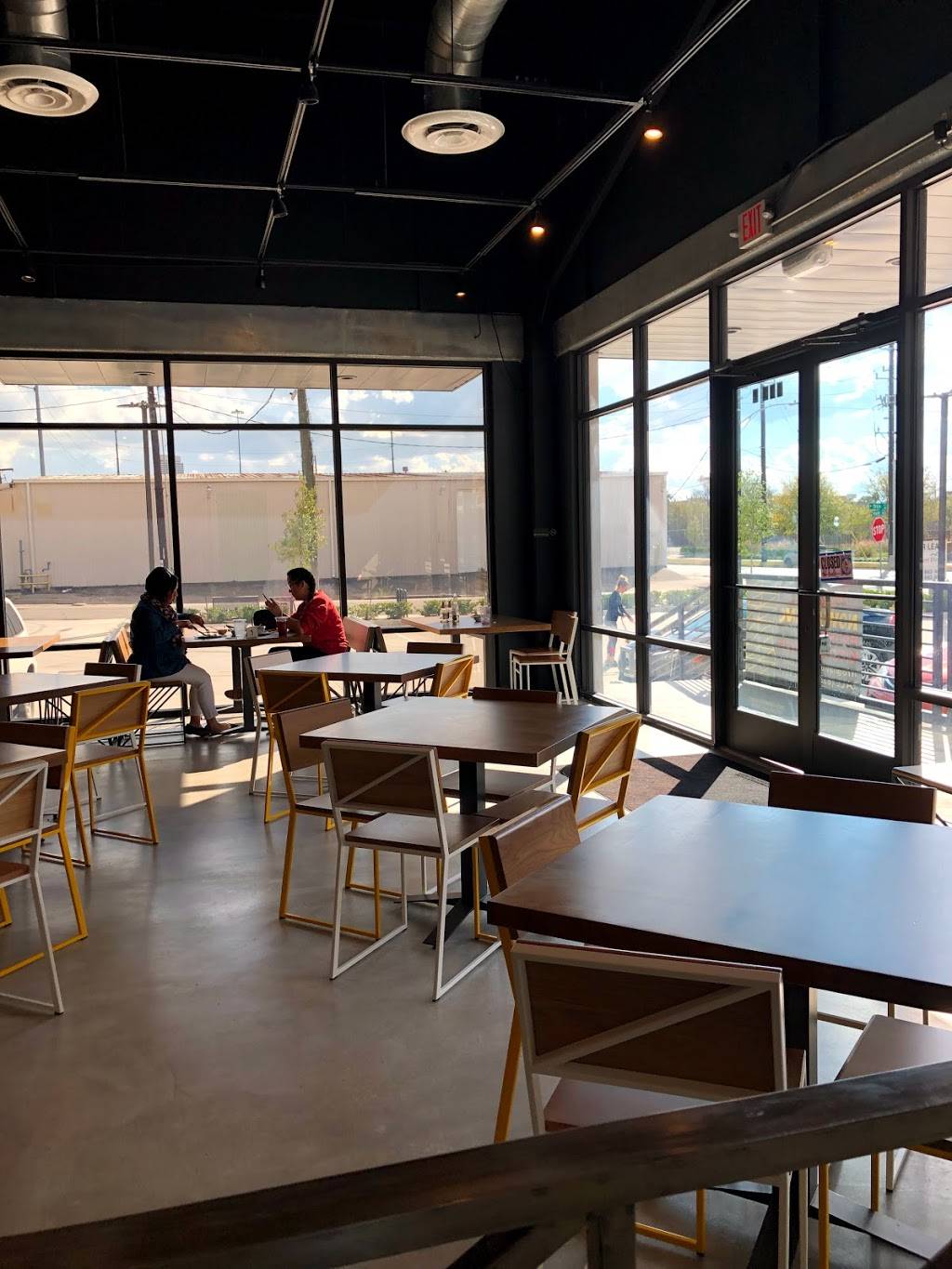 La Vibra Tacos | restaurant | 506 Yale St #A, Houston, TX 77007, USA | 7133895783 OR +1 713-389-5783