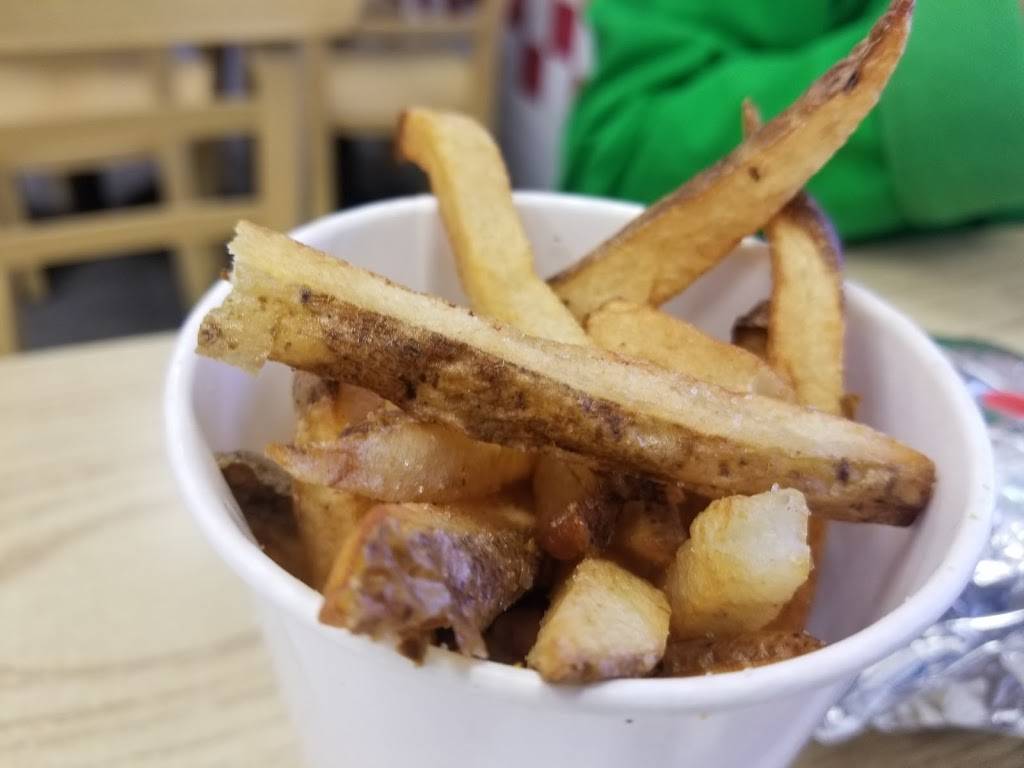 Five Guys | meal takeaway | 350 NY-110, Huntington Station, NY 11746, USA | 6312714144 OR +1 631-271-4144