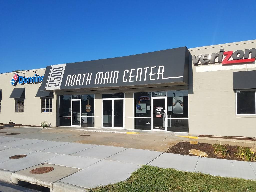 Dominos Pizza | meal delivery | 2500 N Main St Ste A, Hutchinson, KS 67502, USA | 6202597585 OR +1 620-259-7585