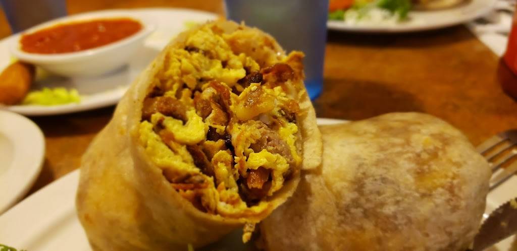 Cindys | restaurant | 800 N Yosemite Ave, Oakdale, CA 95361, USA | 2098477897 OR +1 209-847-7897