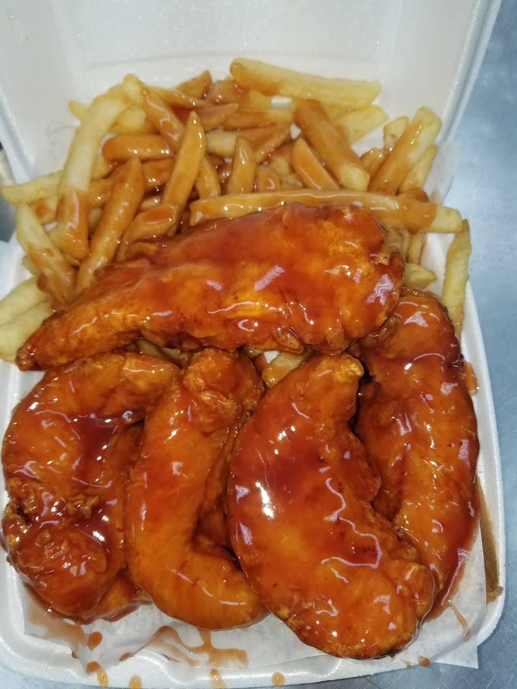 Sharxs Fish & Chicken | restaurant | 5978 W Ridge Rd, Gary, IN 46408, USA | 2198388100 OR +1 219-838-8100