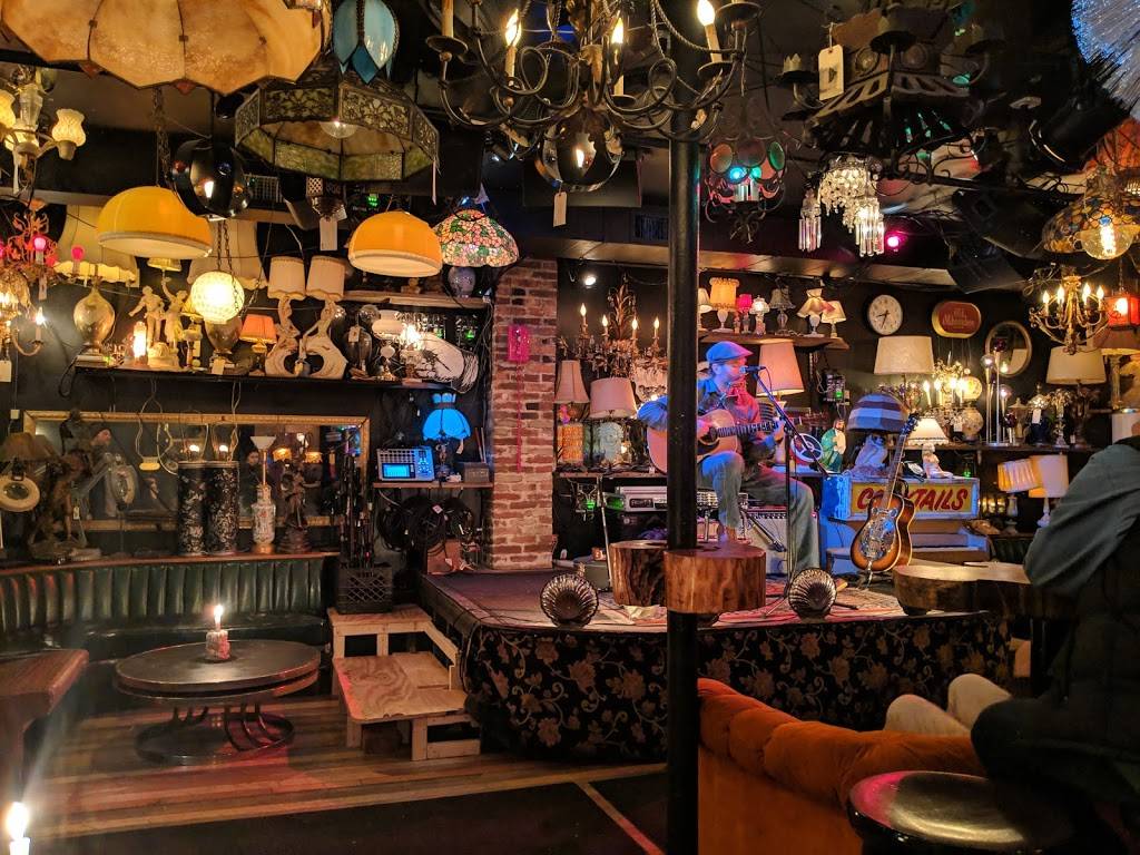 Light Club Lamp Shop | restaurant | 12 N Winooski Ave, Burlington, VT 05401, USA | 8026609346 OR +1 802-660-9346