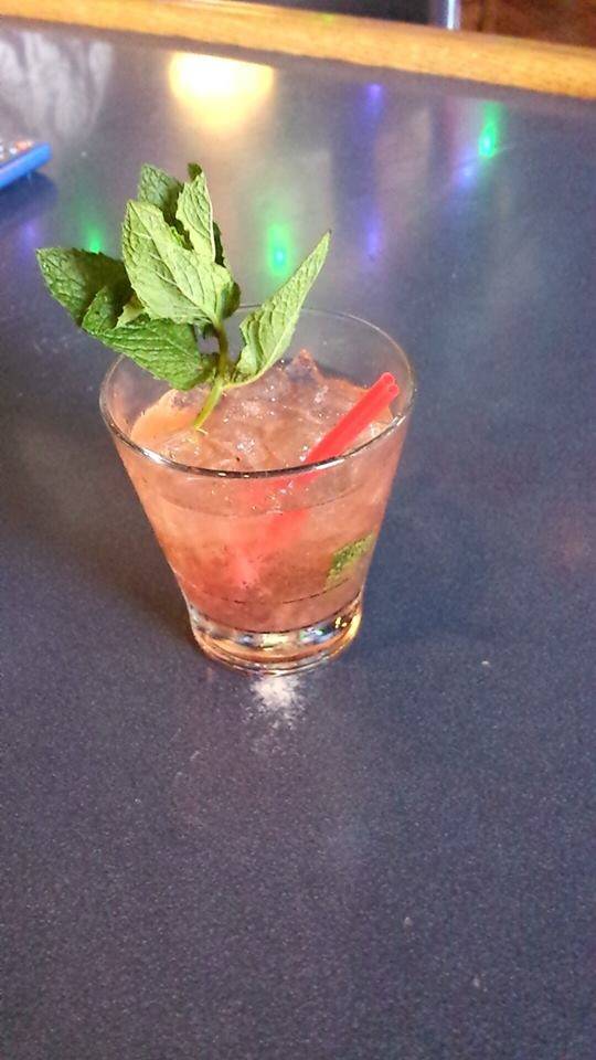 Buzz Inn Steakhouse | night club | 1801 Main St, Lake Stevens, WA 98258, USA | 4253779599 OR +1 425-377-9599