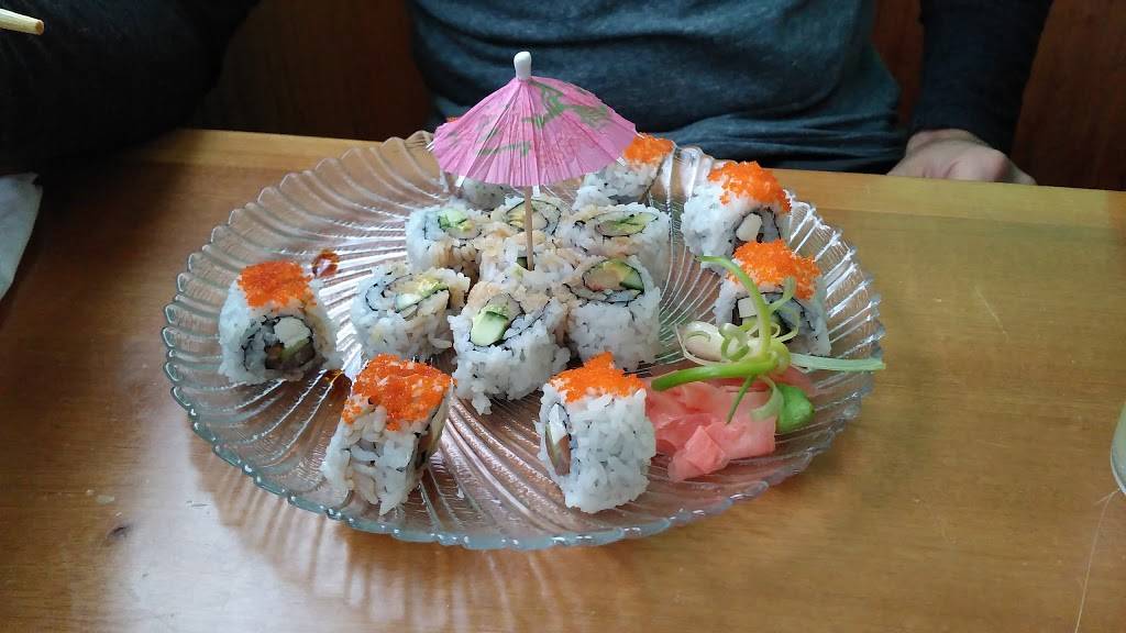 Nguyens Asian Grill | restaurant | 300 Cranberry St, Newland, NC 28657, USA | 8287421555 OR +1 828-742-1555