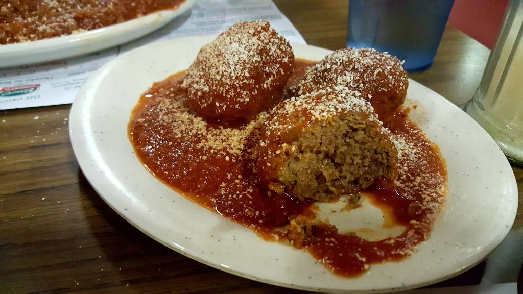 Vinces Spaghetti | restaurant | 1206 W Holt Blvd, Ontario, CA 91762, USA | 9099867074 OR +1 909-986-7074