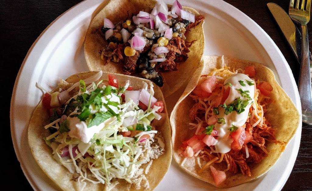 Greenhouse Café & Tavern | cafe | 511 Spielman Hwy, Burlington, CT 06013, USA | 8606738111 OR +1 860-673-8111