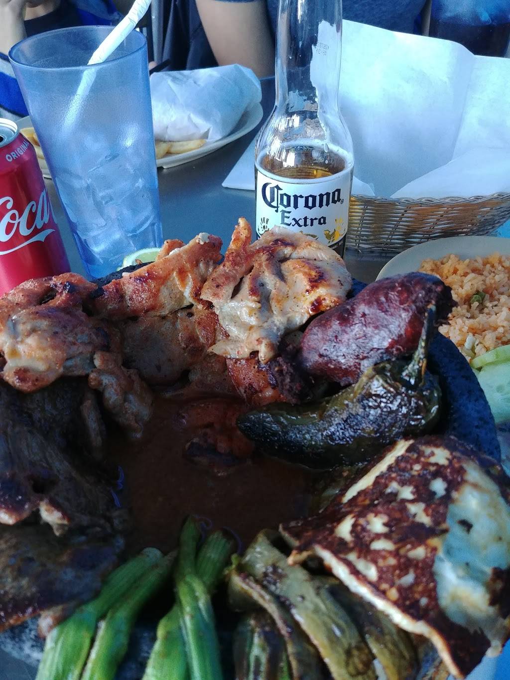 El Huarache Mexican Food | restaurant | 1014 N Waterman Ave # A, San Bernardino, CA 92410, USA | 9098894993 OR +1 909-889-4993