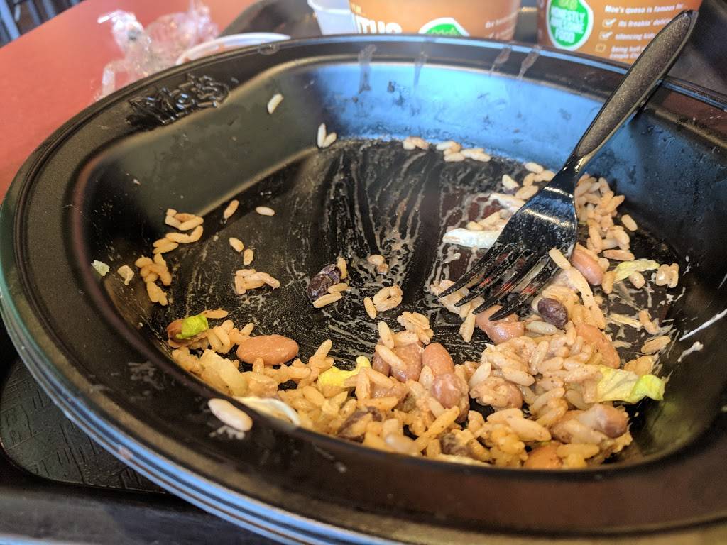 Moes Southwest Grill | restaurant | 110 Colony Pl, Plymouth, MA 02360, USA | 5087476637 OR +1 508-747-6637