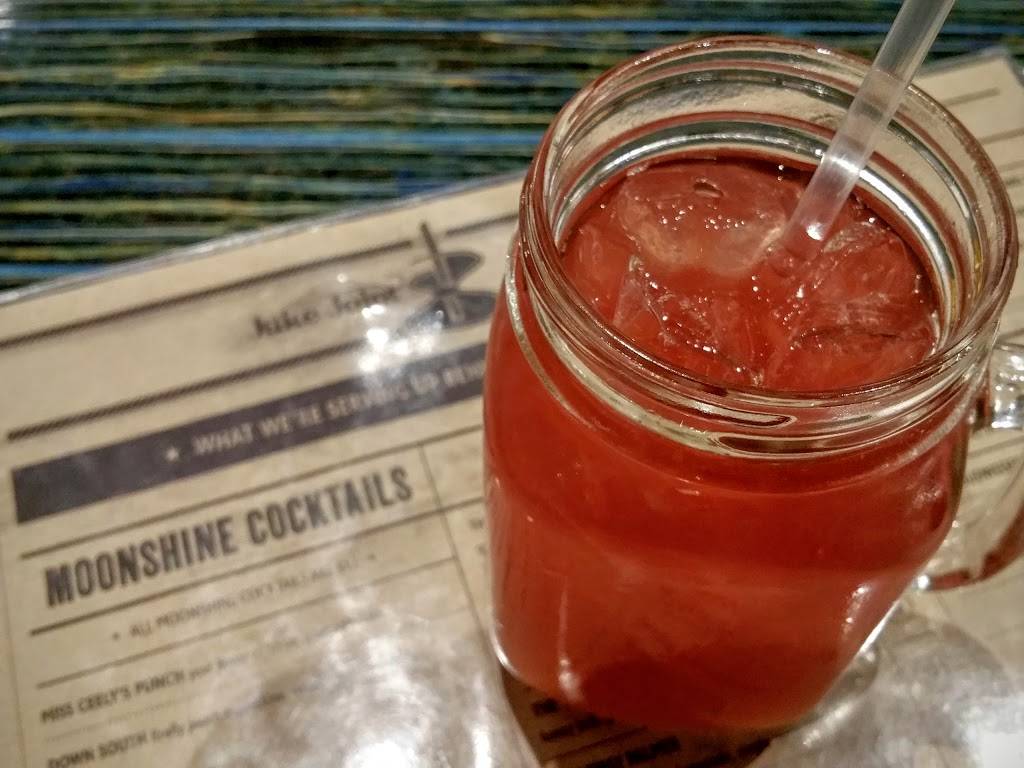 Sweet Georgias Juke Joint | restaurant | 6000 N Terminal Pkwy, Atlanta, GA 30320, USA | 4047662518 OR +1 404-766-2518