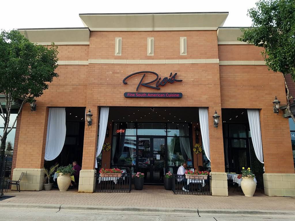 Rios Addison | restaurant | 1600 W Lake St UNIT 102, Addison, IL 60101, USA | 6307733370 OR +1 630-773-3370