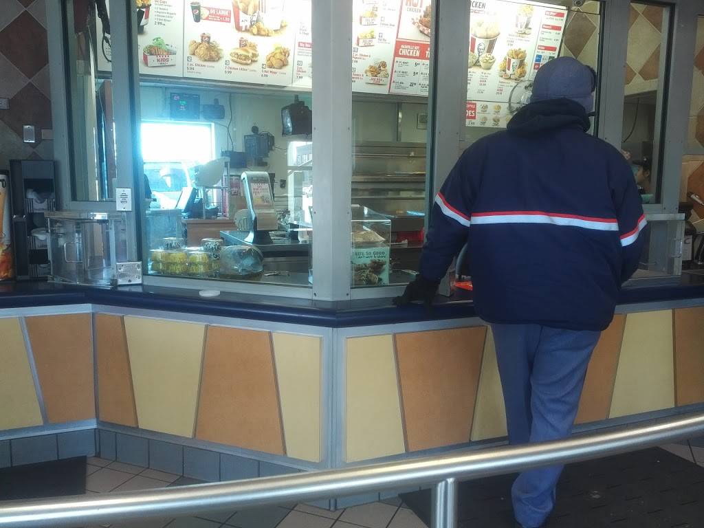 KFC | restaurant | 1144 S Western Ave, Chicago, IL 60612, USA | 3126009353 OR +1 312-600-9353