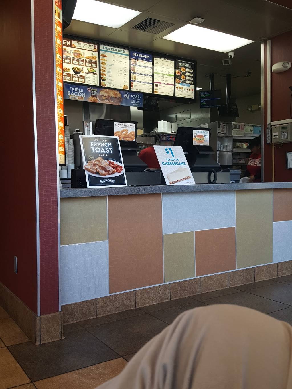 Jack in the Box | restaurant | 2458 S Vineyard Ave, Ontario, CA 91761, USA | 9099235743 OR +1 909-923-5743