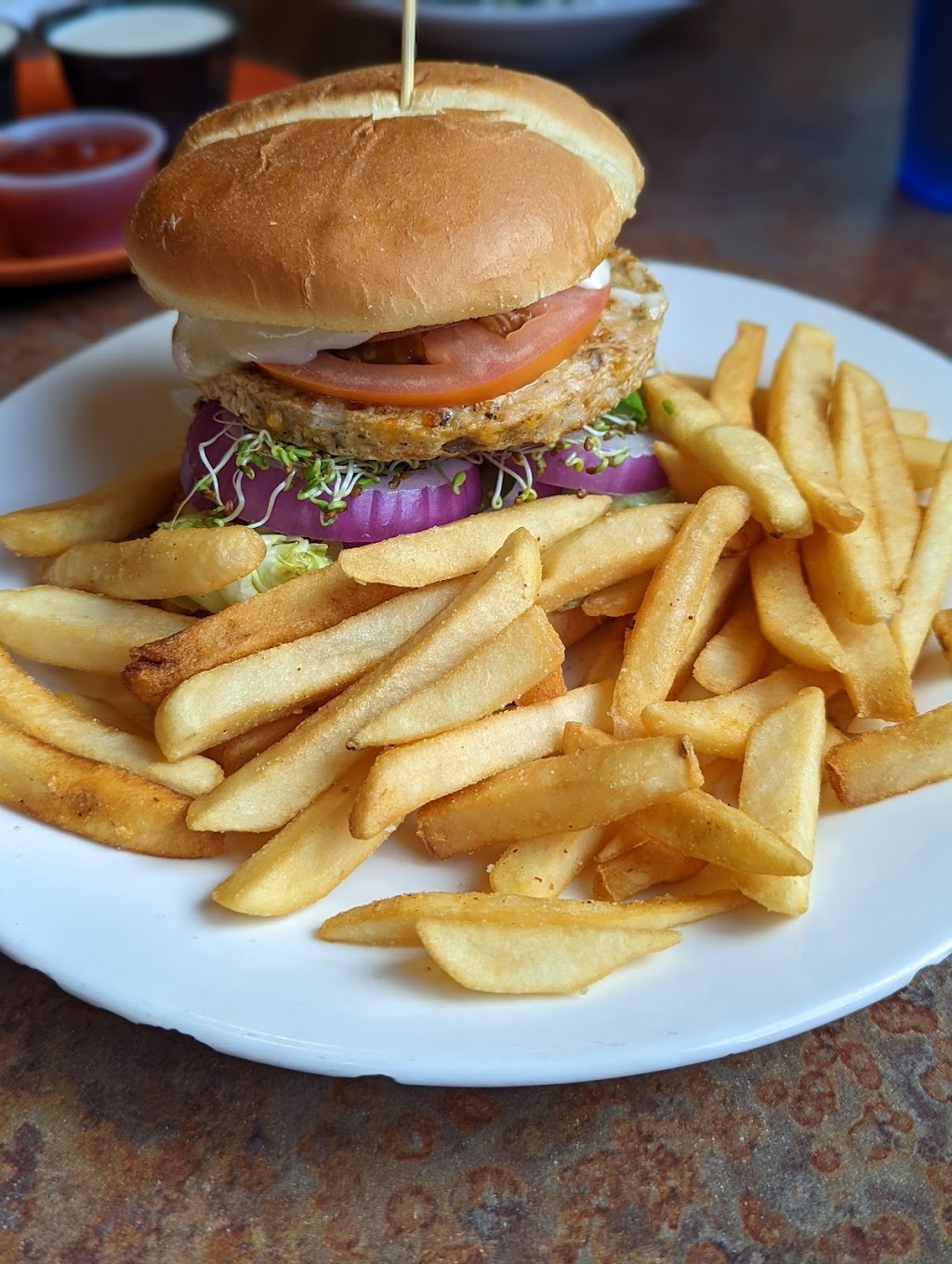 Jeffersons Roadhouse | restaurant | 1281 S Main St, Yreka, CA 96097, USA | 5308429866 OR +1 530-842-9866