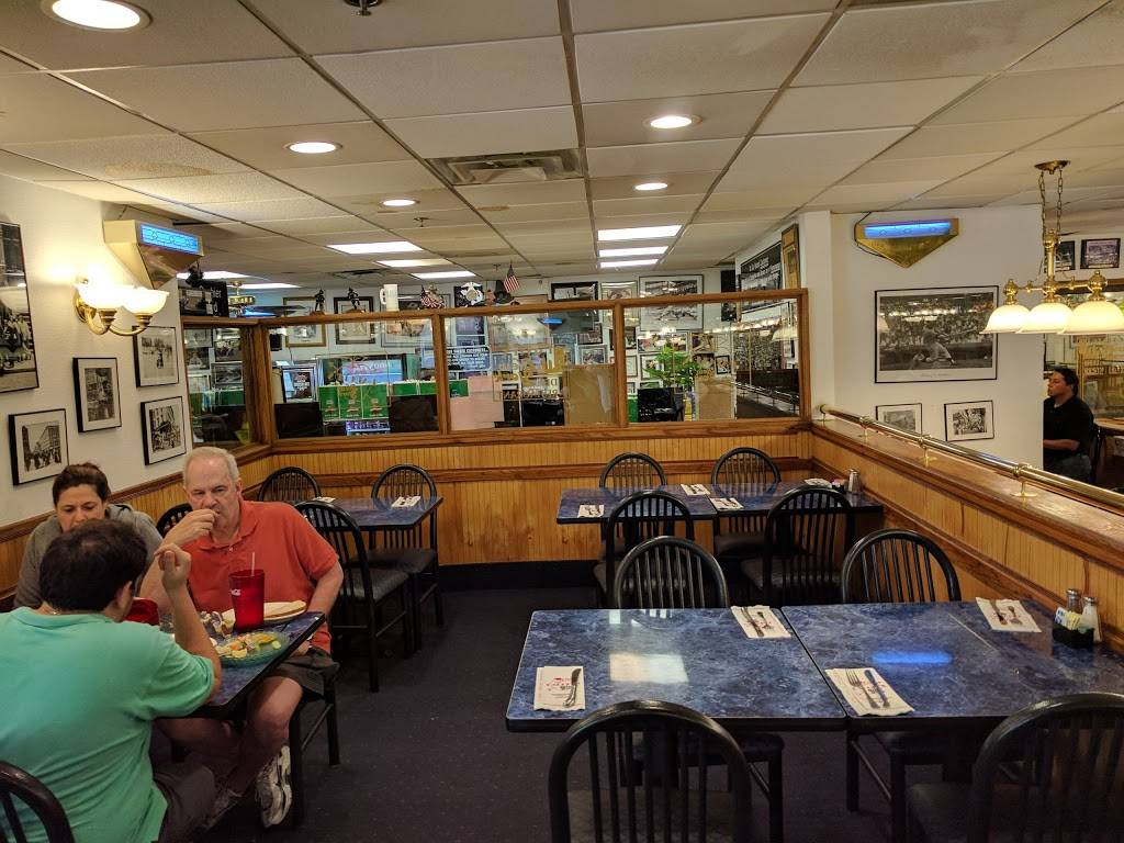 Harolds New York Deli | restaurant | 1173 King Georges Post Rd, Edison, NJ 08837, USA | 7326619100 OR +1 732-661-9100