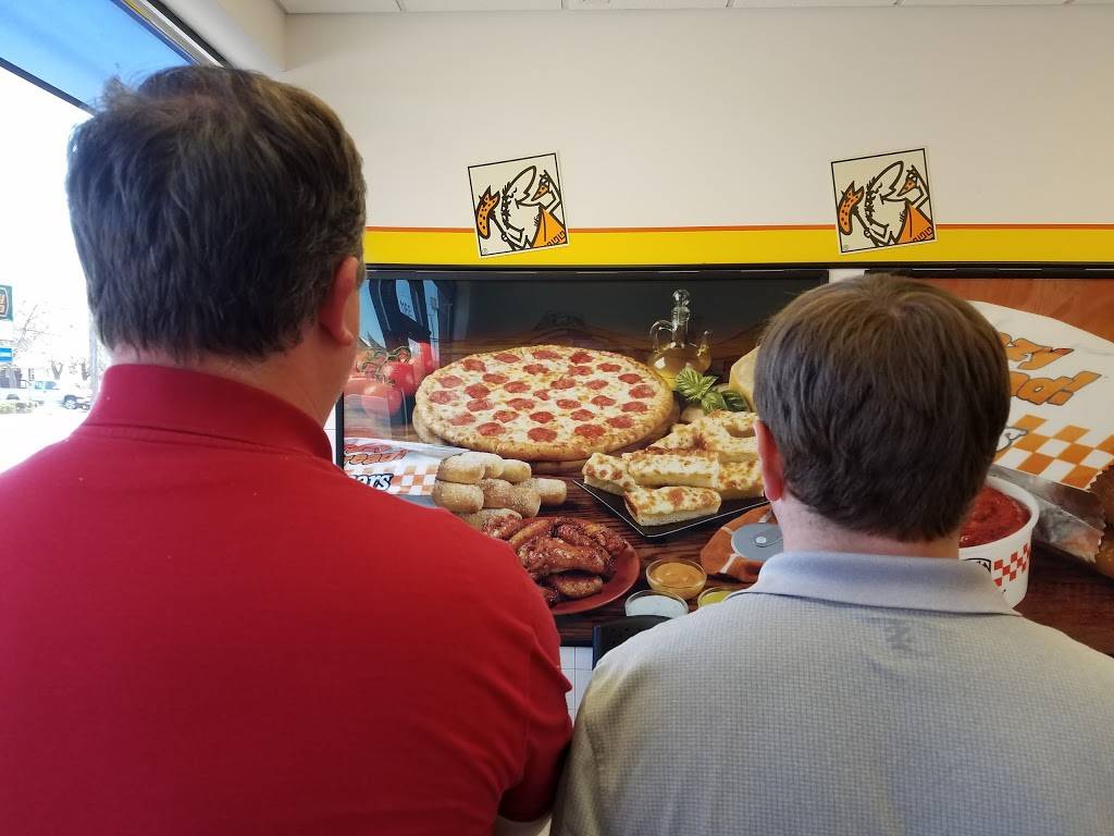 Little Caesars Pizza | meal takeaway | 116 5th St SW, Mason City, IA 50401, USA | 6414235000 OR +1 641-423-5000