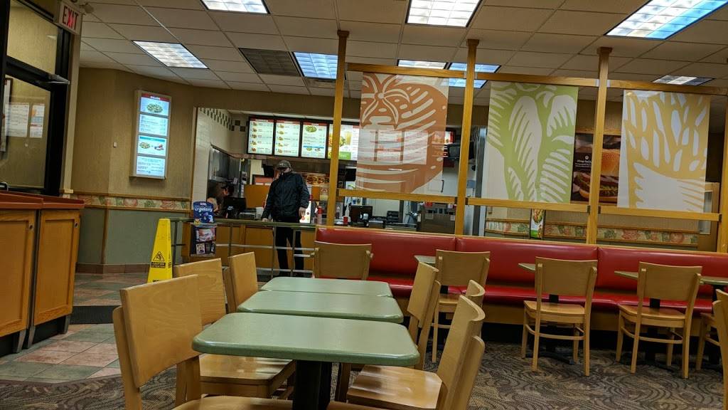 Wendys | restaurant | 4114 Highway #7, Woodbridge, ON L4L 1A6, Canada | 9058500961 OR +1 905-850-0961