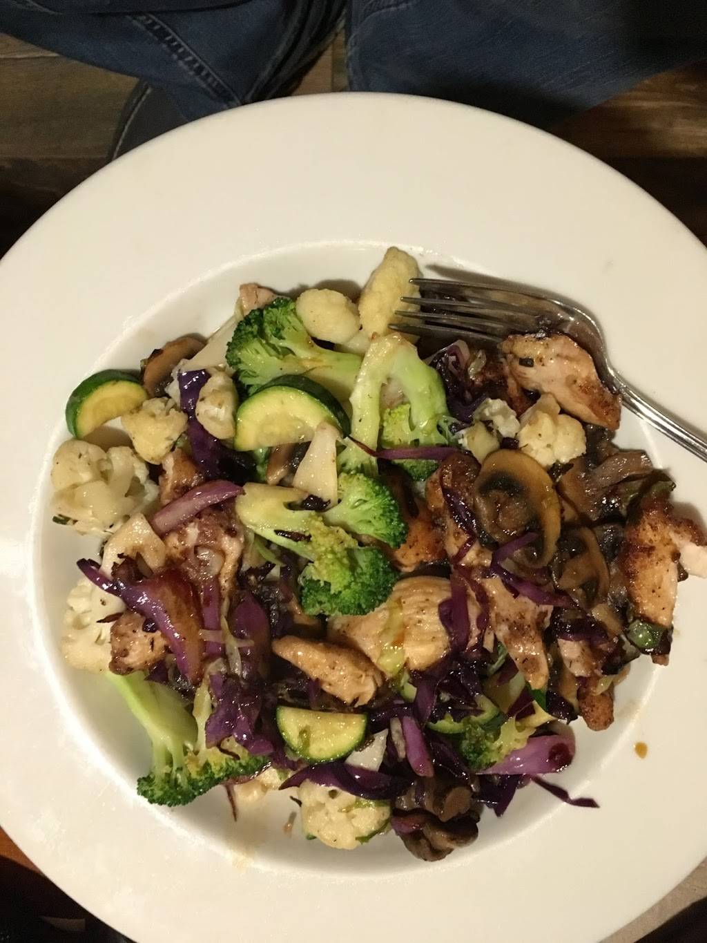 Broginos | restaurant | 2423 Artesia Blvd, Redondo Beach, CA 90278, USA | 3103704827 OR +1 310-370-4827