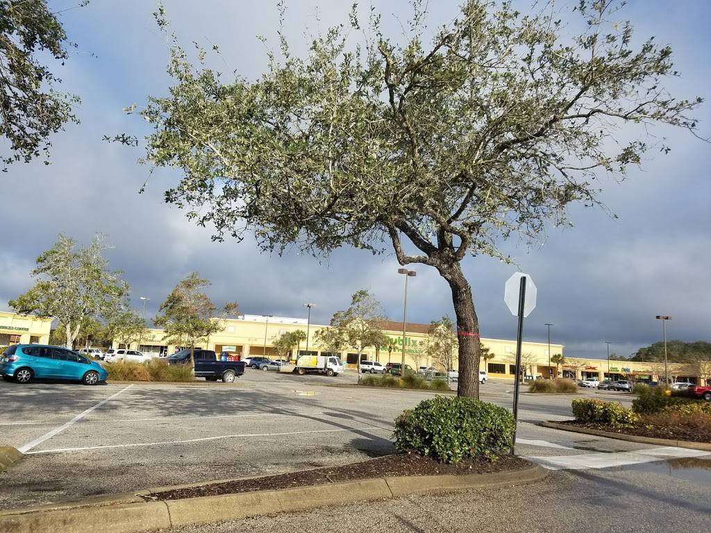 Anastasia Plaza | shopping mall | 1033 A1A Beach Blvd, St. Augustine, FL 32080, USA | 9045987000 OR +1 904-598-7000