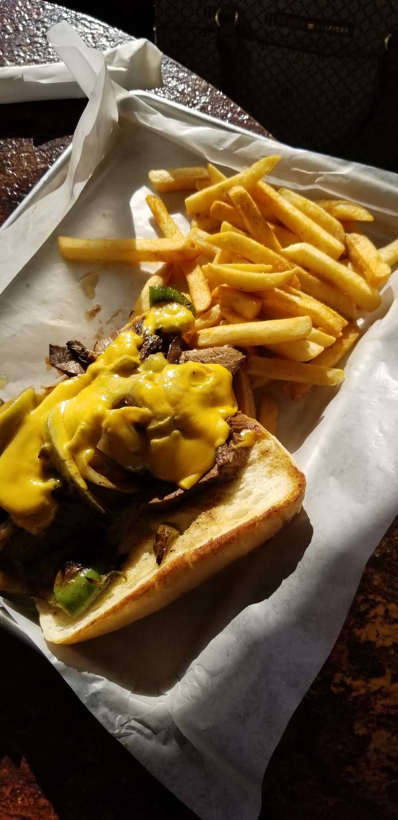 DDS BBQ Company | restaurant | 815 Ohio St, Oshkosh, WI 54902, USA | 9203851003 OR +1 920-385-1003