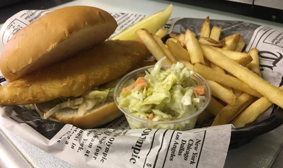 Son Chasers Social Club | restaurant | 218 E Amelia St, Cassville, WI 53806, USA | 6087259200 OR +1 608-725-9200