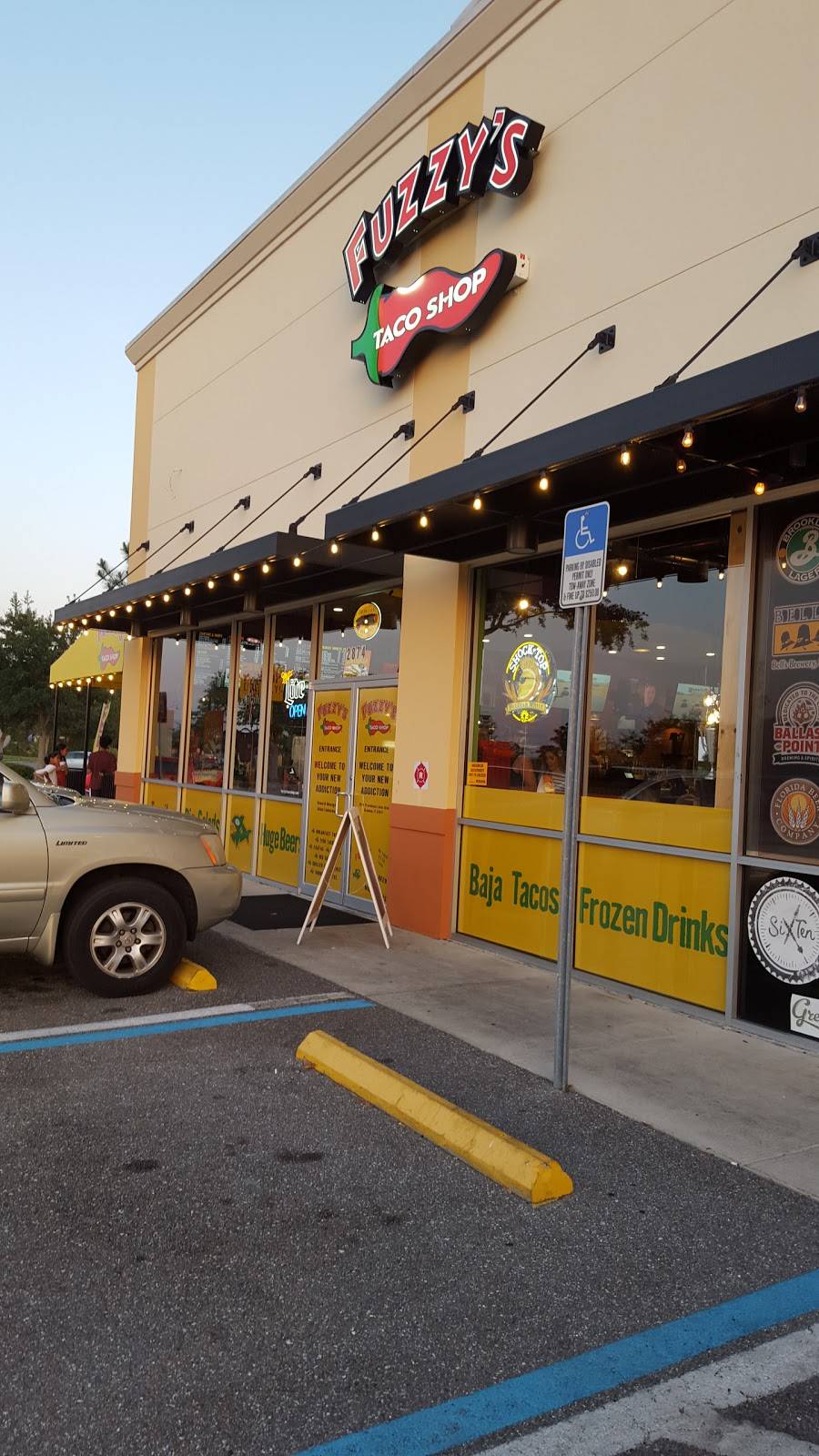 Fuzzys Taco Shop | restaurant | 2874 Providence Lakes Blvd, Brandon, FL 33511, USA | 8133247177 OR +1 813-324-7177