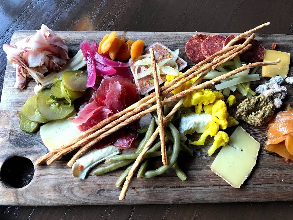 Catherine & Marys | restaurant | 272 S Main St Ste 105-A, Memphis, TN 38103, USA | 9012548600 OR +1 901-254-8600