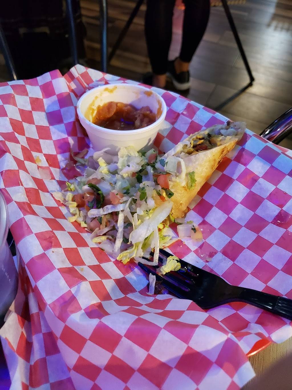 Chuys Mesquite Broiler -New Stine | restaurant | 2500 New Stine Rd #102, Bakersfield, CA 93309, USA | 6618333469 OR +1 661-833-3469