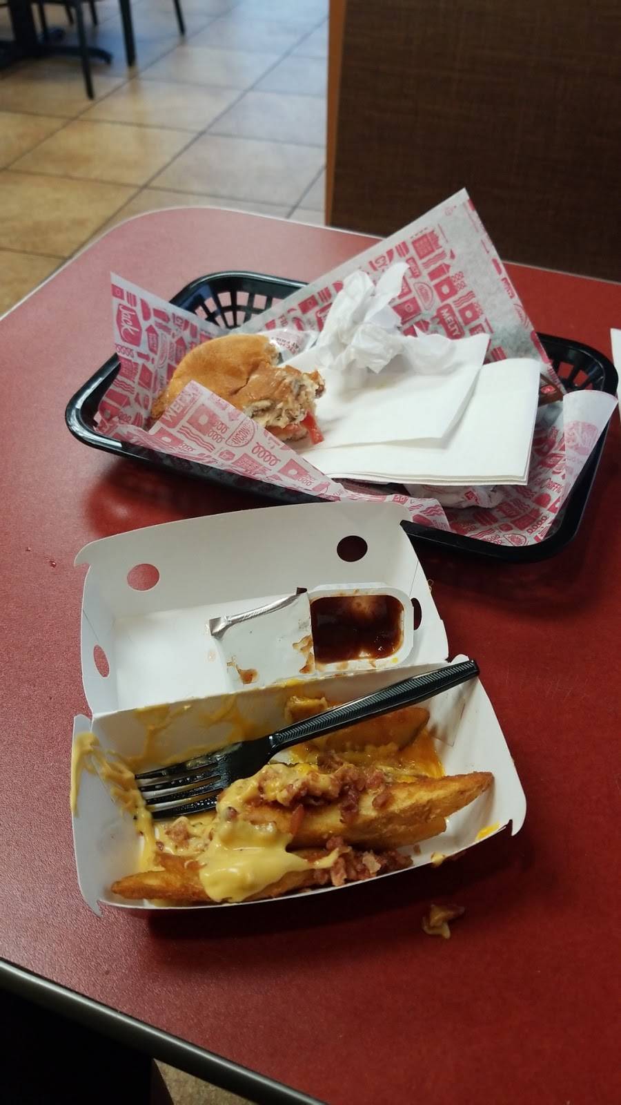 Jack in the Box | restaurant | 1000 W Rosecrans Ave, Gardena, CA 90247, USA | 3105383149 OR +1 310-538-3149