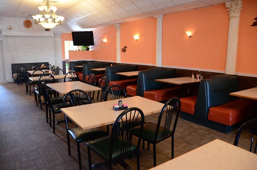 La Feria Mexican Restaurant | restaurant | 4450 E University Ave, Pleasant Hill, IA 50327, USA | 5152625448 OR +1 515-262-5448