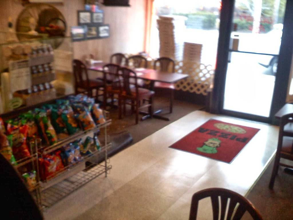 Lucisanos Pizza | restaurant | 42 Church St, Keansburg, NJ 07734, USA | 7324955020 OR +1 732-495-5020