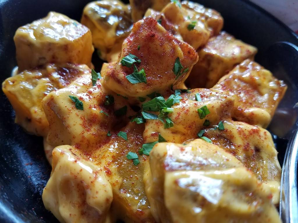 Ceviche Tapas St. Pete | restaurant | 10 Beach Dr NE, St. Petersburg, FL 33701, USA | 7272092299 OR +1 727-209-2299