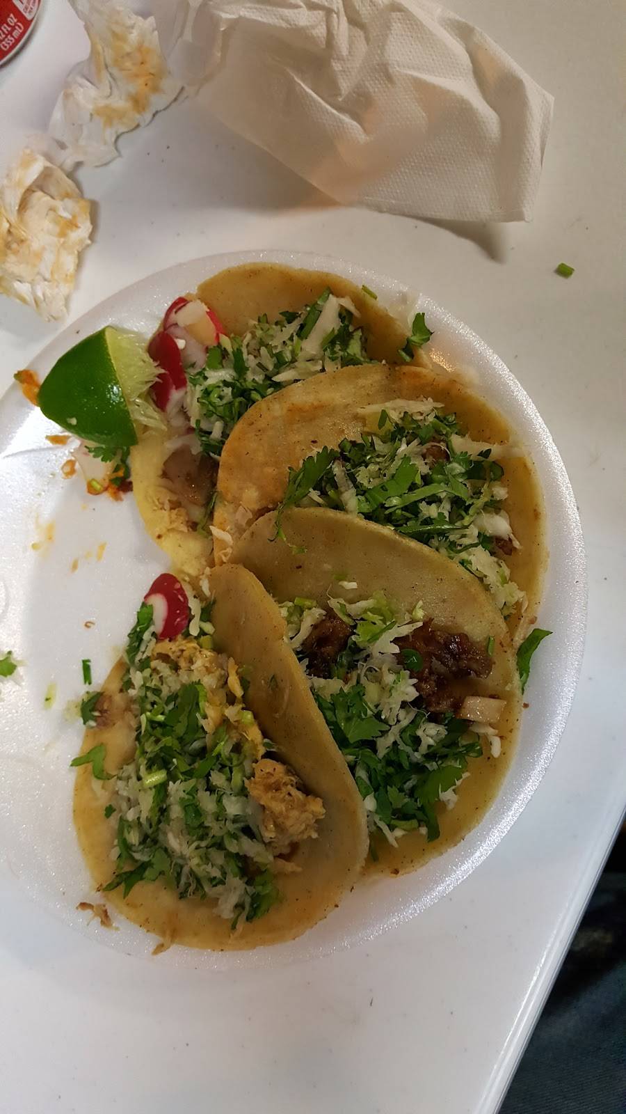 Taqueria Los Compadres | restaurant | 4753 FL-574, Plant City, FL 33567, USA | 8137587617 OR +1 813-758-7617