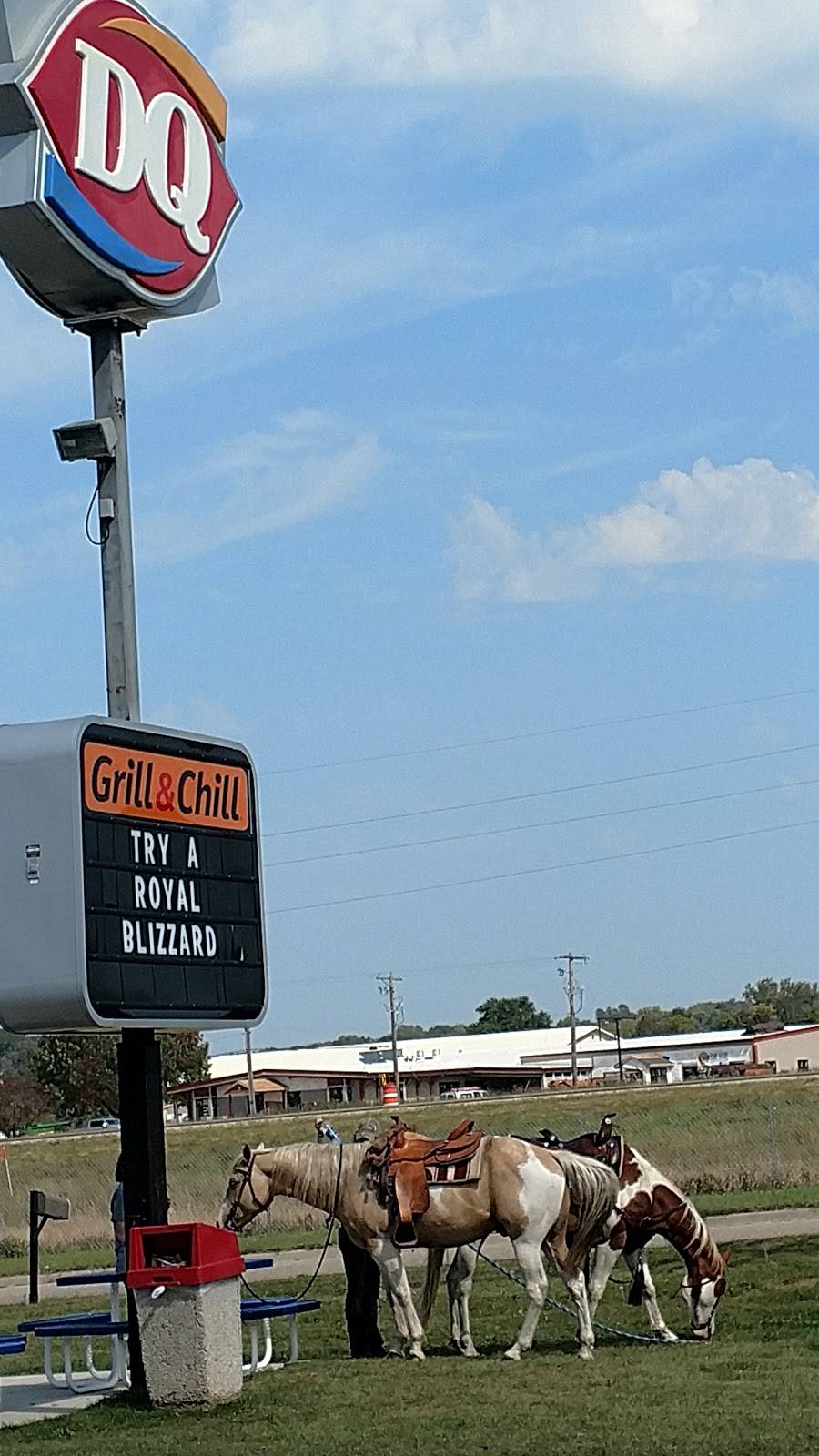 Dairy Queen | restaurant | 31943 64th Ave, Cannon Falls, MN 55009, USA | 5072634433 OR +1 507-263-4433