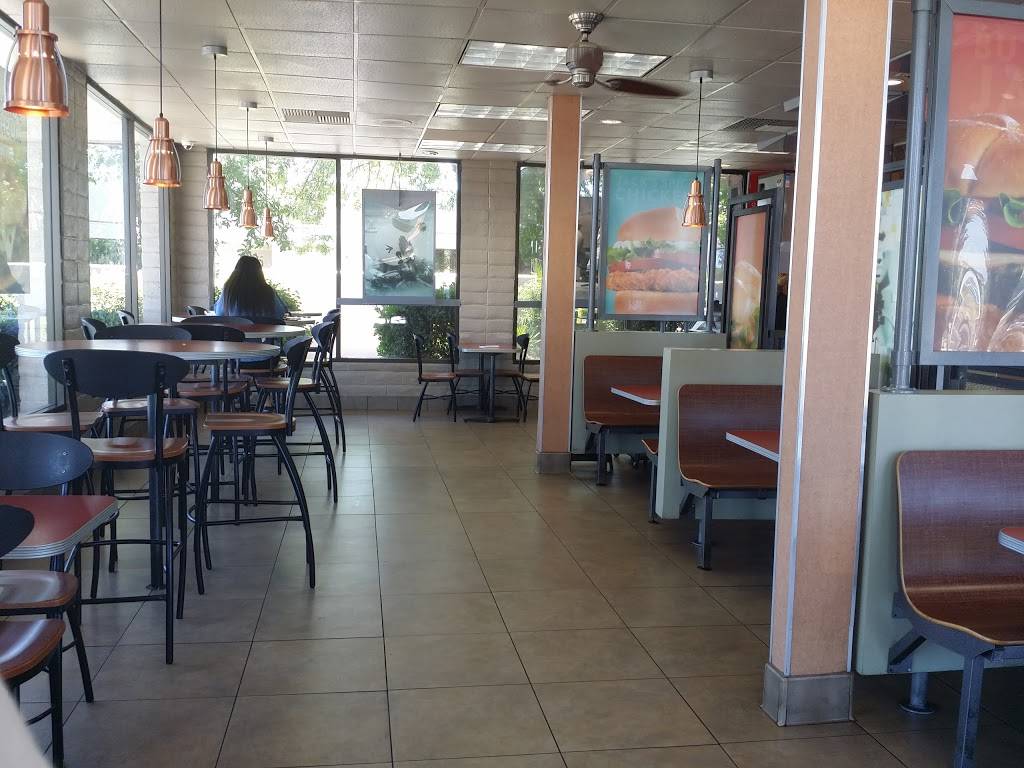 Jack in the Box | restaurant | 1300 Jensen Ave, Sanger, CA 93657, USA | 5598757824 OR +1 559-875-7824