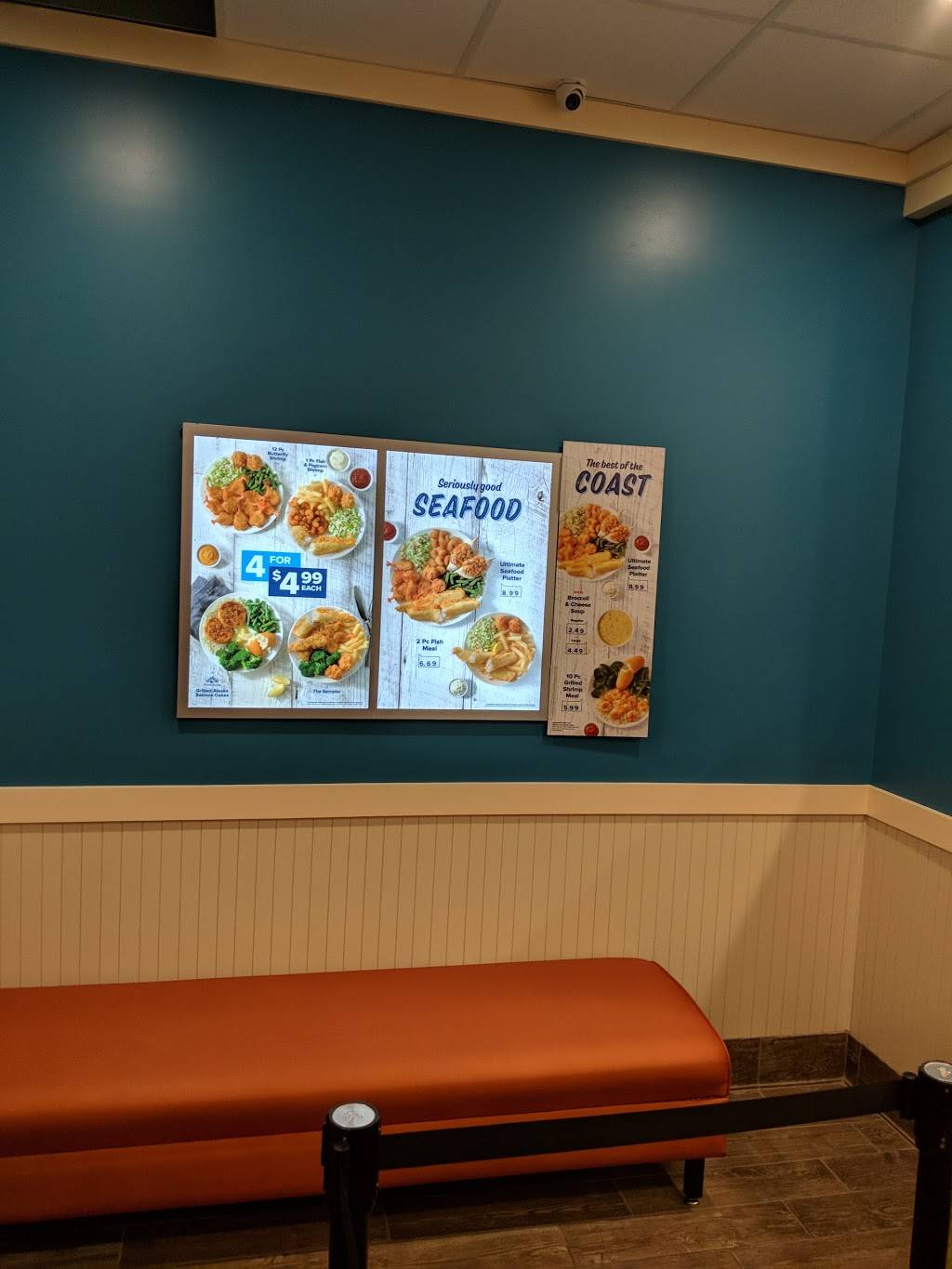 Captain Ds | restaurant | 2424 N Roan St, Johnson City, TN 37601, USA | 4236310172 OR +1 423-631-0172